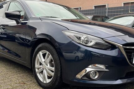 Mazda 3 228.000 km 6.999 &euro; Köln 50858