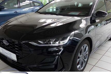 Ford Focus 19.600 km 25.450 &euro; Bremervörde 27432