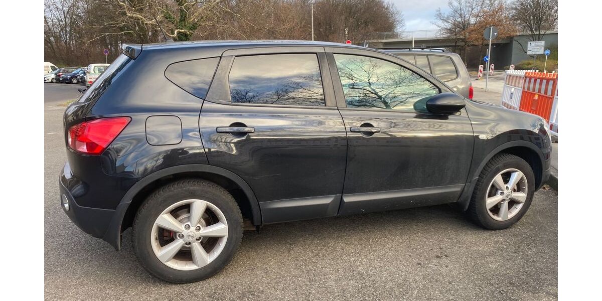 Nissan Qashqai 225.600 km 3.500 &euro; Reutlingen 72766