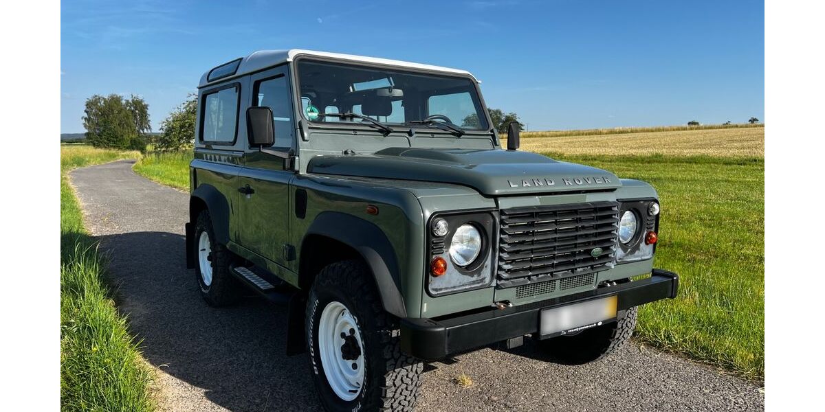 Land Rover Defender 92.000 km 39.900 &euro; Zeitlofs 97799