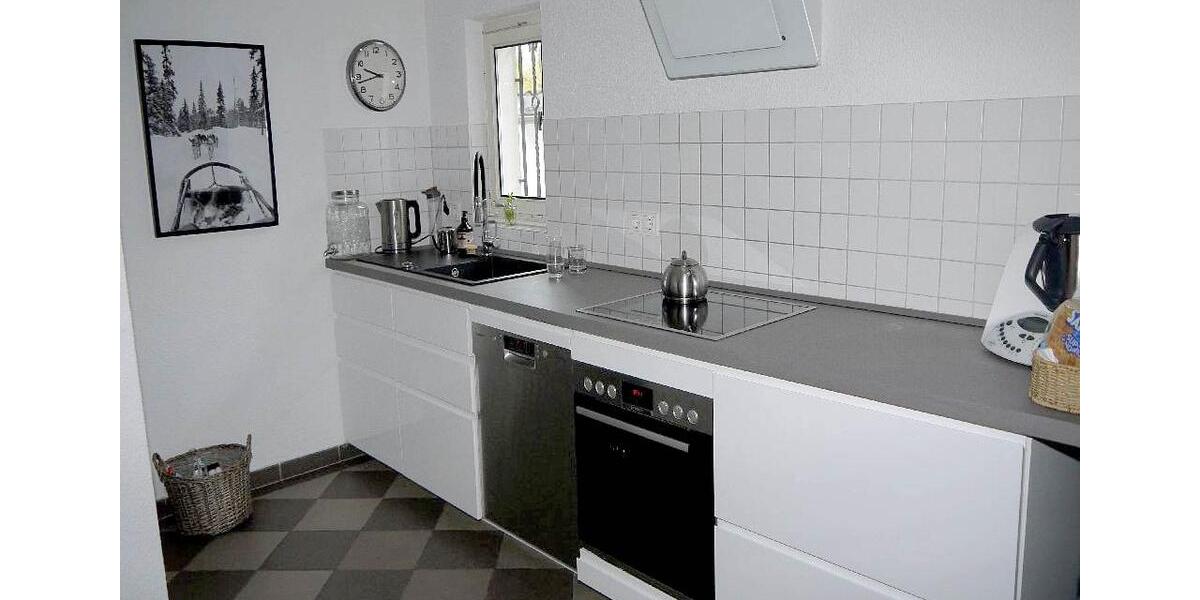 Einfamilienhaus Duisburg Huckingen - 8 Zimmer, 180 m&sup2;, 2.850&euro; | Angebot:26193895