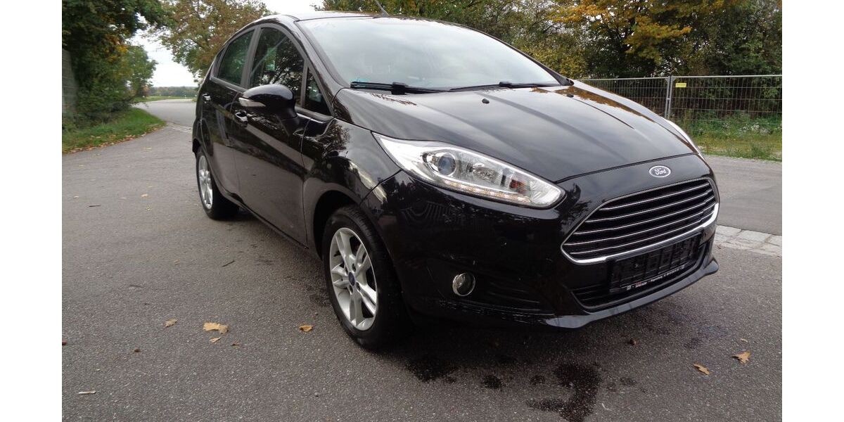 Ford Fiesta 82.341 km 6.500 &euro; Regensburg 93055