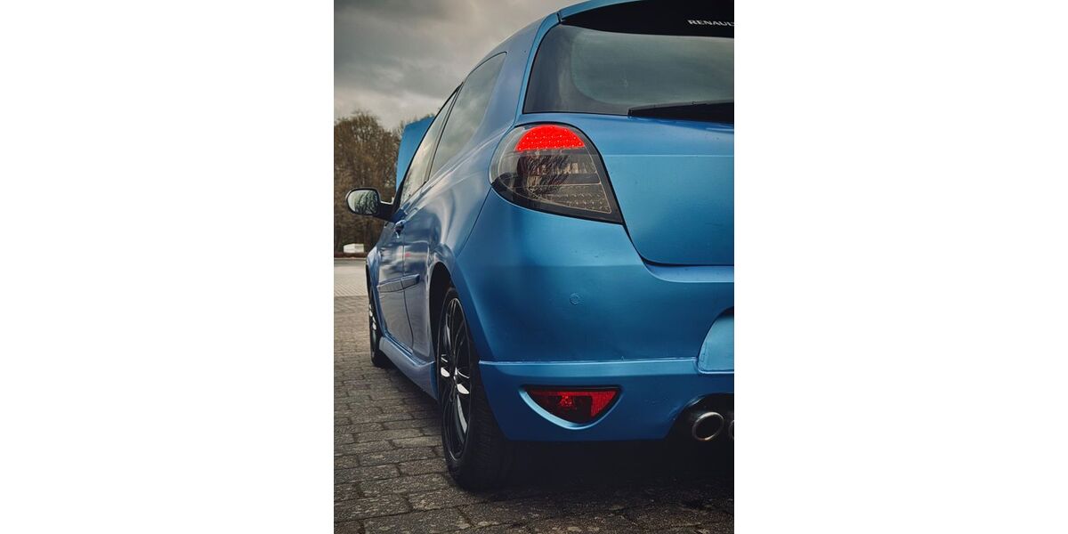 Renault Clio 150.000 km 5.299 &euro; Selters 56242