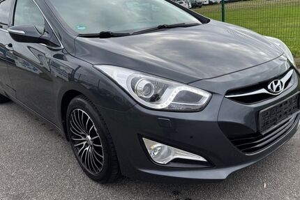 Hyundai i40 225.300 km 6.490 &euro; Rostock 18147