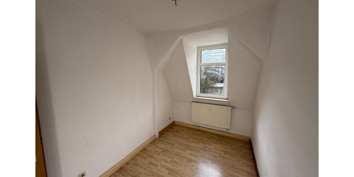 Tolle 3-Raum-DG-Wohnung mit herrlichem Blick über Greiz 3 zimmer