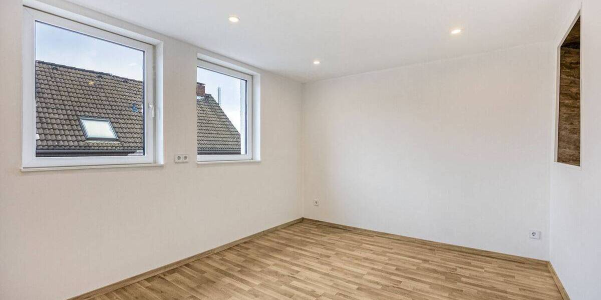 Reihenmittelhaus Meerbusch Lank-Latum - 5 Zimmer, 110 m&sup2;, 649.000&euro; | Angebot:26684129