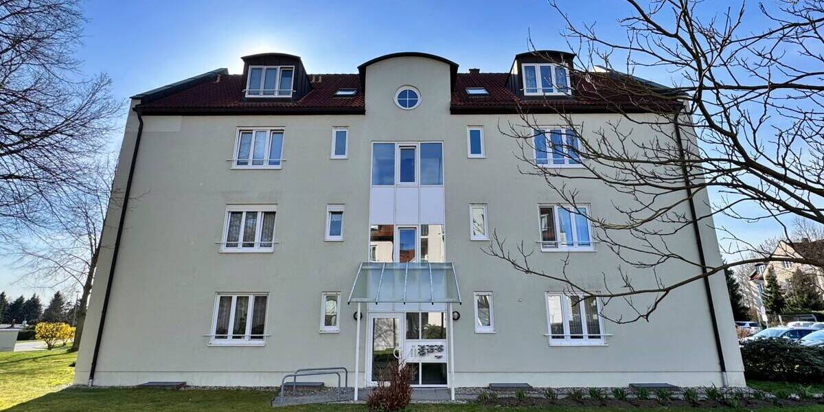 Etagenwohnung Bischofswerda - 3 Zimmer, 72 m&sup2;, 94.000&euro; | Angebot:26117724