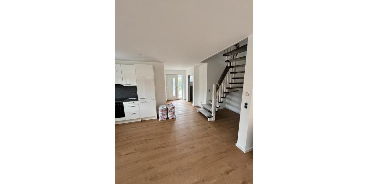 Doppelhaushälfte Großenaspe - 5 Zimmer, 140 m&sup2;, 1.750&euro; | Angebot:26648773