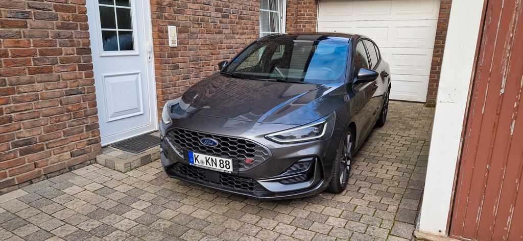 Ford Focus 7.300 km 34.900 &euro; Köln 51061