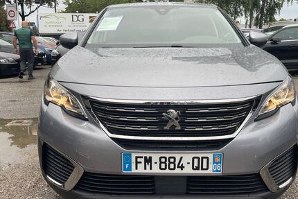 Peugeot 5008 114.000 km 10.950 &euro; München 81243