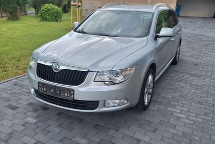 Skoda Superb 193.600 km 7.900 &euro; Mügeln OT Pommlitz 04769