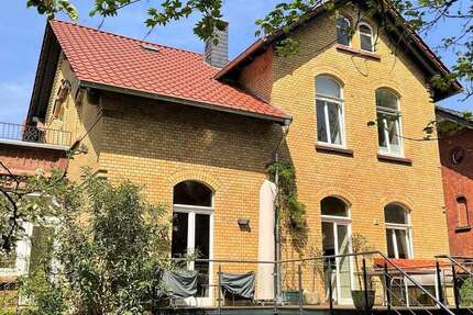 Haus zum Kaufen in Göttingen 1.495.000 € 250 m² 6.5 zimmer