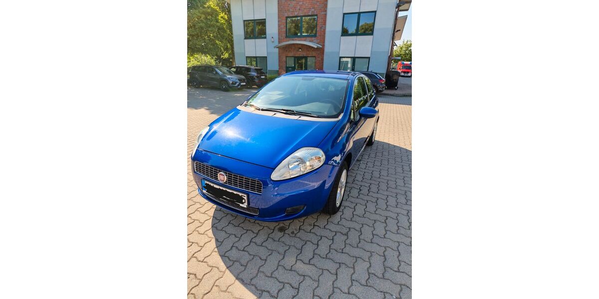 Fiat Punto 75.500 km 3.150 &euro; Hamburg 22045