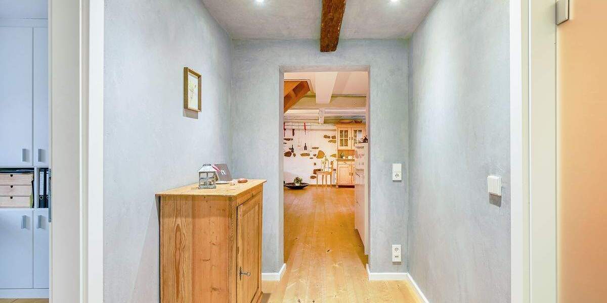 Etagenwohnung Karlsruhe / Durlach Durlach - 4 Zimmer, 92 m&sup2;, 499.000&euro; | Angebot:24757602