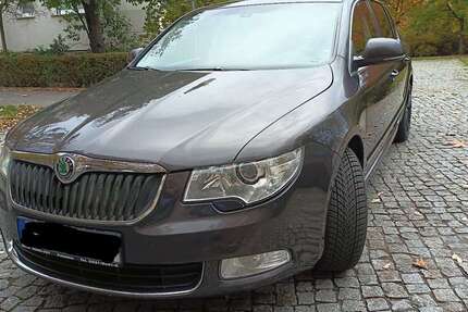 Skoda Superb 257.369 km 9.000 € Berlin 12689