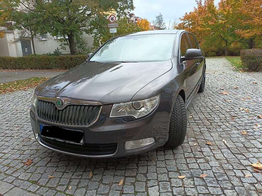 Skoda Superb 257.369 km 9.000 € Berlin 12689
