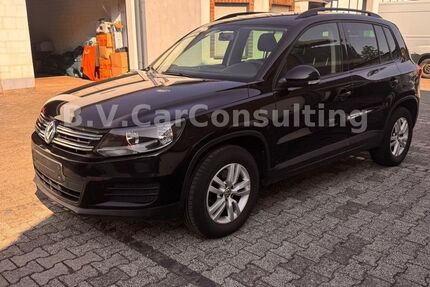 VW Tiguan 186.800 km 7.798 &euro; Remscheid 42859