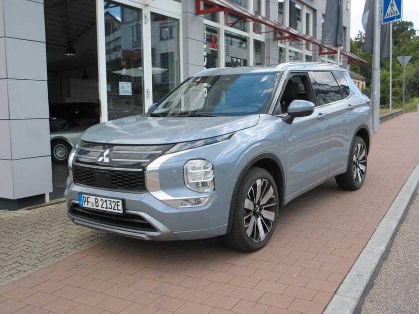 Plug-in Hybrid Outlander