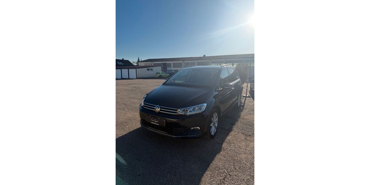 VW Touran 105.000 km 19.490 &euro; Asbach-Bäumenheim 86663