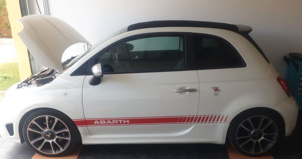 Abarth 595C 49.184 km 19.950 &euro; Teuchern OT Plotha 06682