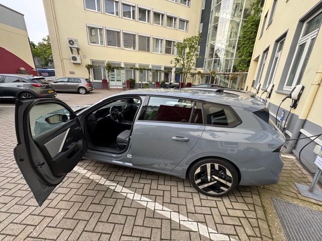 Opel Astra Electric 3.000 km 28.500 &euro; Schleswig 24837