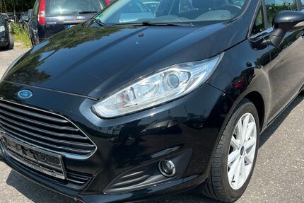 Ford Fiesta 160.000 km 4.950 &euro; Freiburg im Breisgau 79108