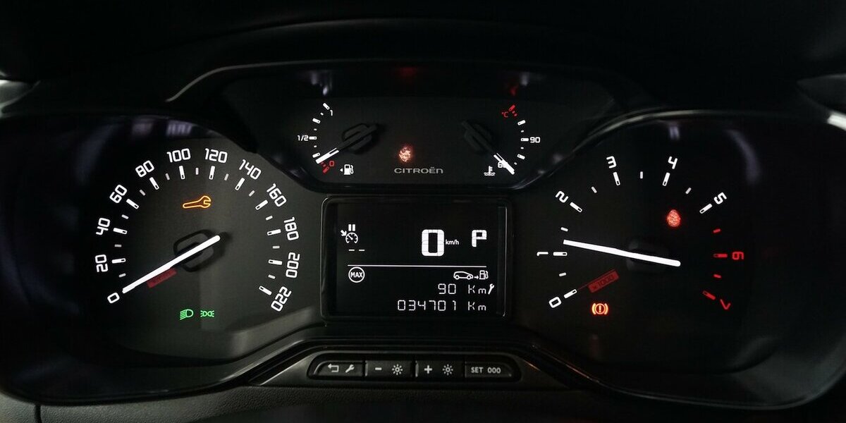 Citroen C3 Max PureTech 110 EAT6 CarPlay FULL LED 34.696 km 14.900 &euro; Lich 35423