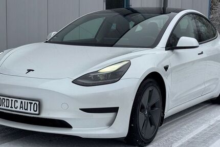 Tesla Model 3 121.000 km 19.995 &euro; Güstrow 18273