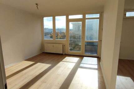 Frisch saniert: Helle 1 Zimmerwohnung mit charmanter Aufteilung 1 zimmer