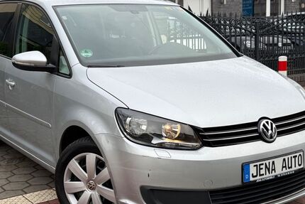 VW Touran 137.605 km 8.999 &euro; Hamburg 22149