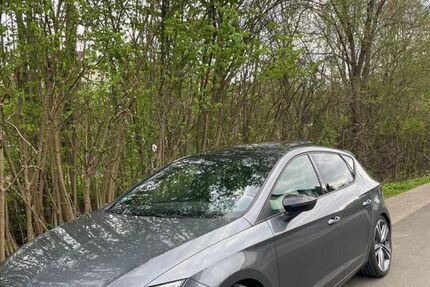 Seat Leon 157.800 km 14.900 &euro; Vöhl 34516