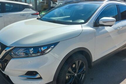 Nissan Qashqai 125.000 km 15.890 &euro; Weiding 93495
