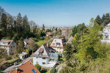Seltene Gelegenheit! Stadt & Wald zum Greifen nah - Charmant Wohnen in Freiburgs feinster Hanglage!