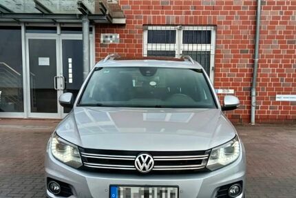 VW Tiguan 203.500 km 12.450 &euro; Bremen 28327
