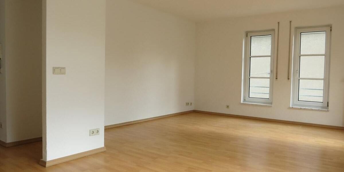 Zur Anlage mit Potential für mehr - Küche und Bad mit Fenster, Balkon sowie Stellplatz! - Etagenwohnung Chemnitz Hilbersdorf | Angebot:26781610