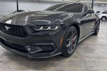 Ford Mustang 27.000 km 39.900 € Gersthofen 86368