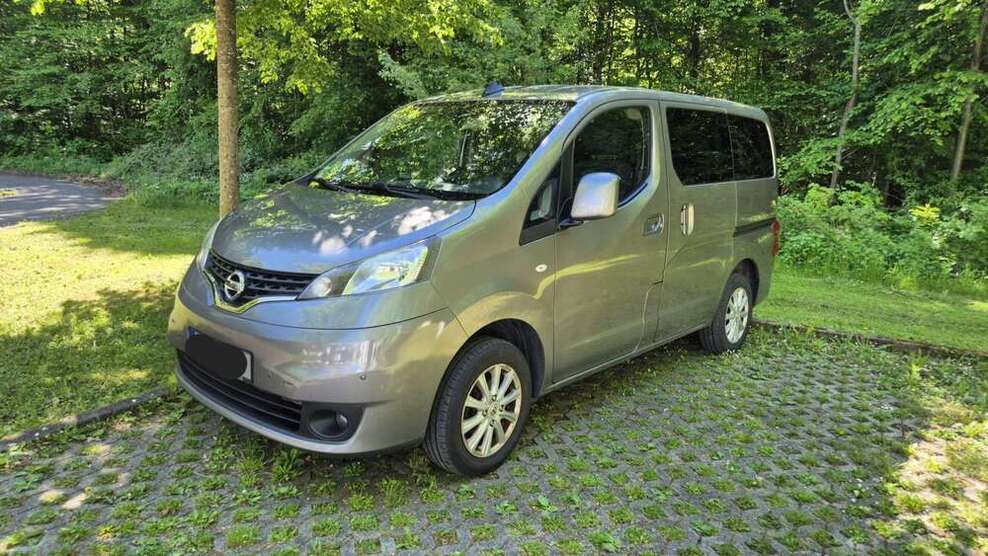 NV200