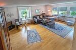 Freistehendes Einfamilienhaus mit EinliegerWohnung - großzügig, modernisiert & energieeffizient