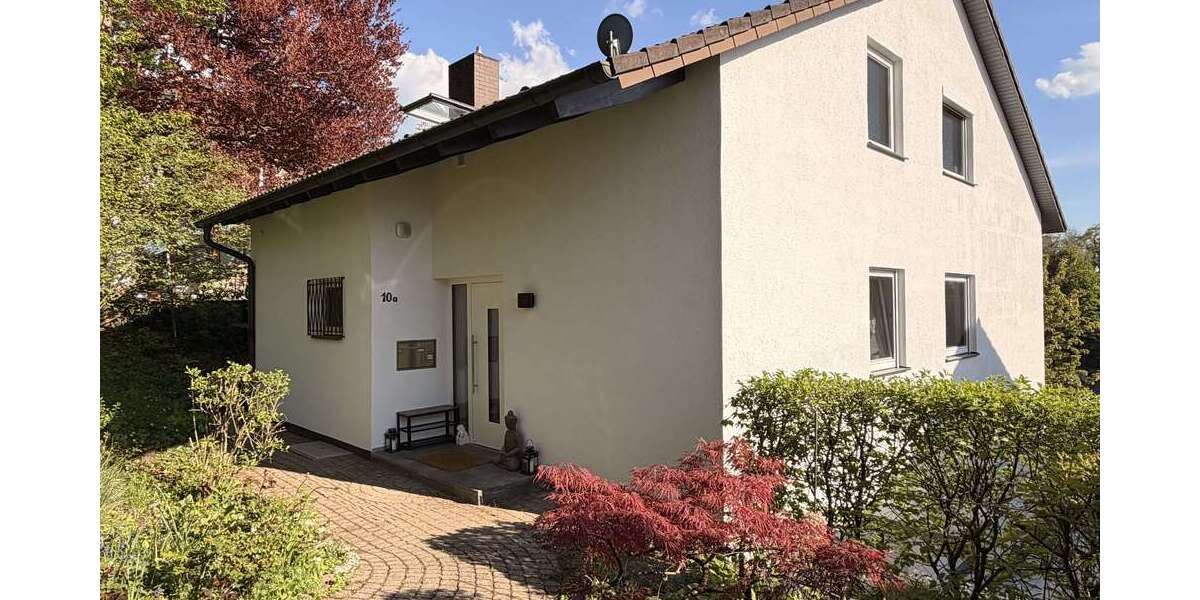 Einfamilienhaus Lörrach - 8 Zimmer, 195 m&sup2;, 2.950&euro; | Angebot:26366053