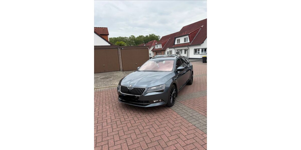 Skoda Superb 71.000 km 26.500 &euro; Bergkamen 59192