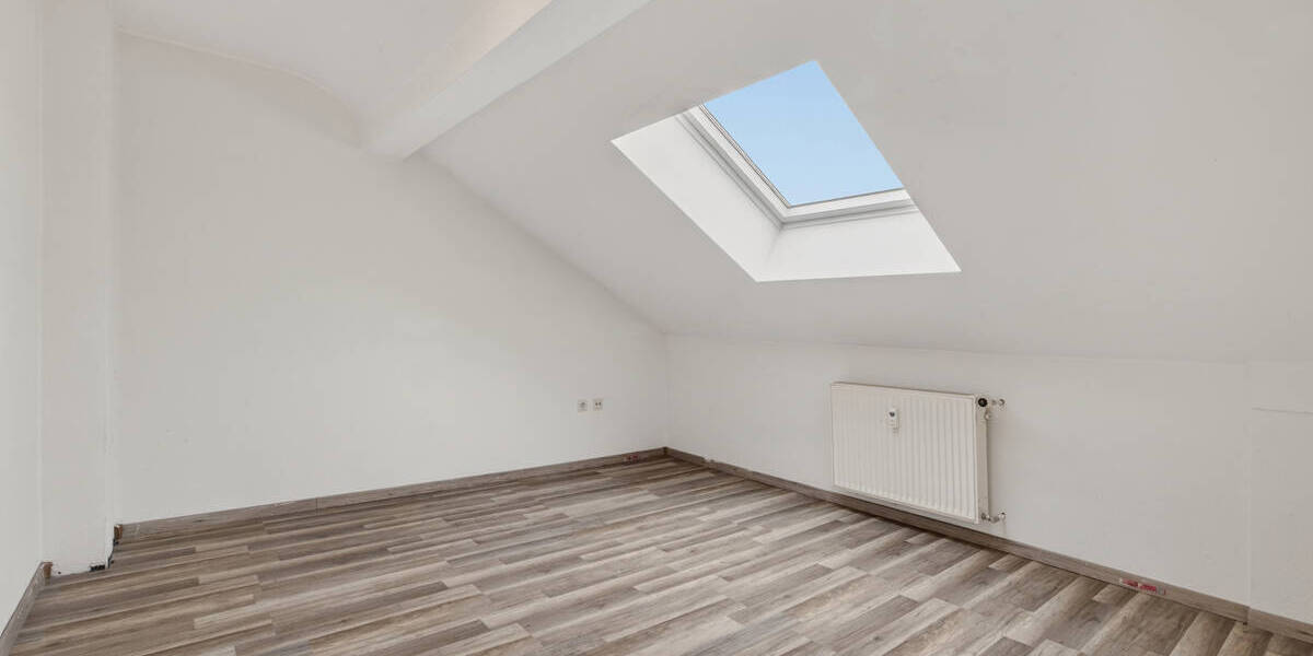 Etagenwohnung Linkenheim-Hochstetten / Linkenheim Linkenheim - 2 Zimmer, 38 m&sup2;, 135.000&euro; | Angebot:26401404