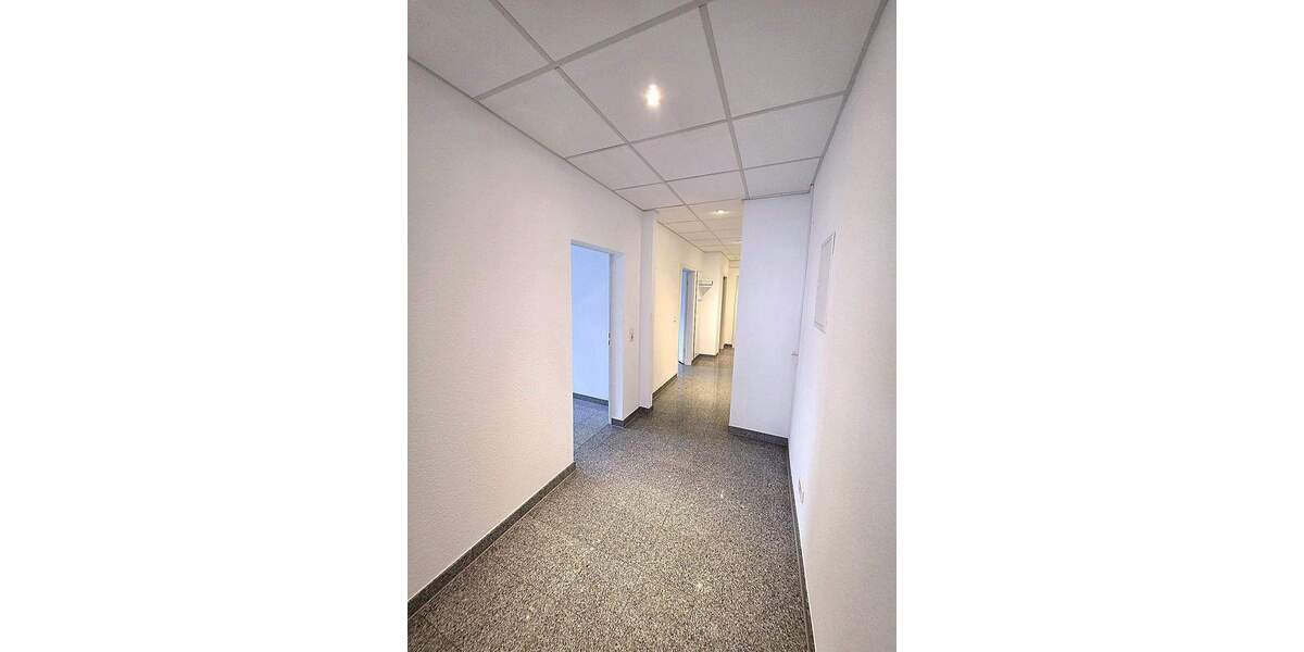 Mehrfamilienhaus, Wohnhaus Hanau Innenstadt - 4 Zimmer, 72 m&sup2;, 950&euro; | Angebot:24823660