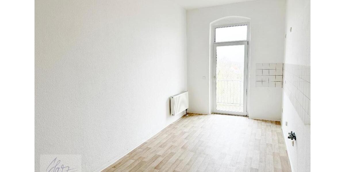 Etagenwohnung Riesa - 2 Zimmer, 73 m&sup2;, 395&euro; | Angebot:26400675