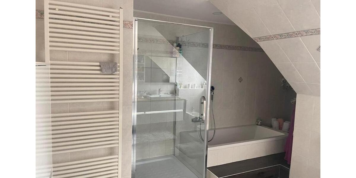 Doppelhaushälfte Boostedt - 4 Zimmer, 148 m&sup2;, 395.000&euro; | Angebot:26704922