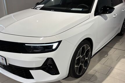 Opel Astra 15.140 km 24.690 &euro; Wilhelmshaven 26389