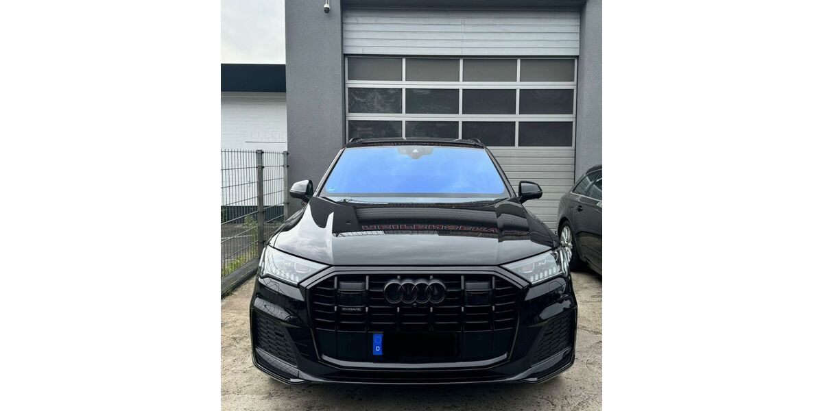 Audi Q7 54.900 km 69.699 &euro; Krefeld 47799