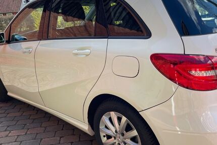 Mercedes-Benz B 180 92.000 km 8.250 &euro; Ahnsbeck 29353