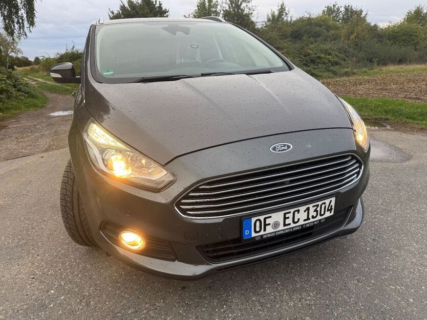 Ford S-Max 119.500 km 15.600 € Egelsbach 63329