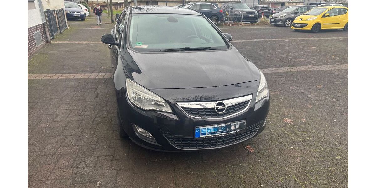 Opel Astra 173.000 km 3.000 &euro; Siegburg 53721