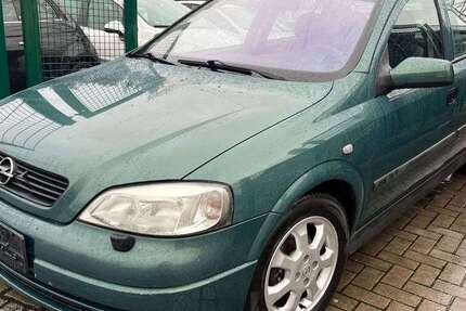 Opel Astra 225.000 km 1.990 € Berlin 13086
